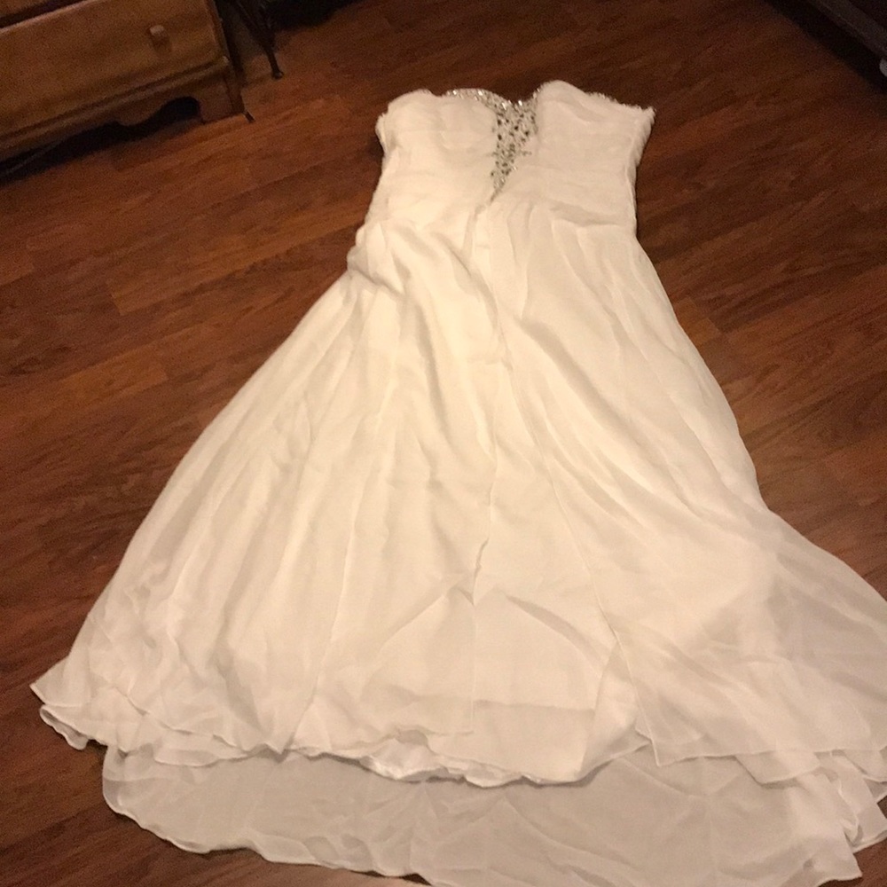 Brand new ivory gown corset back prom wedding